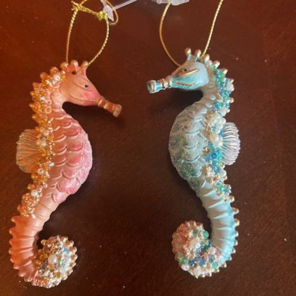 Gisela Graham Seahorse Christmas ornament Decor Set Of 2‎ pink and blue coastal
